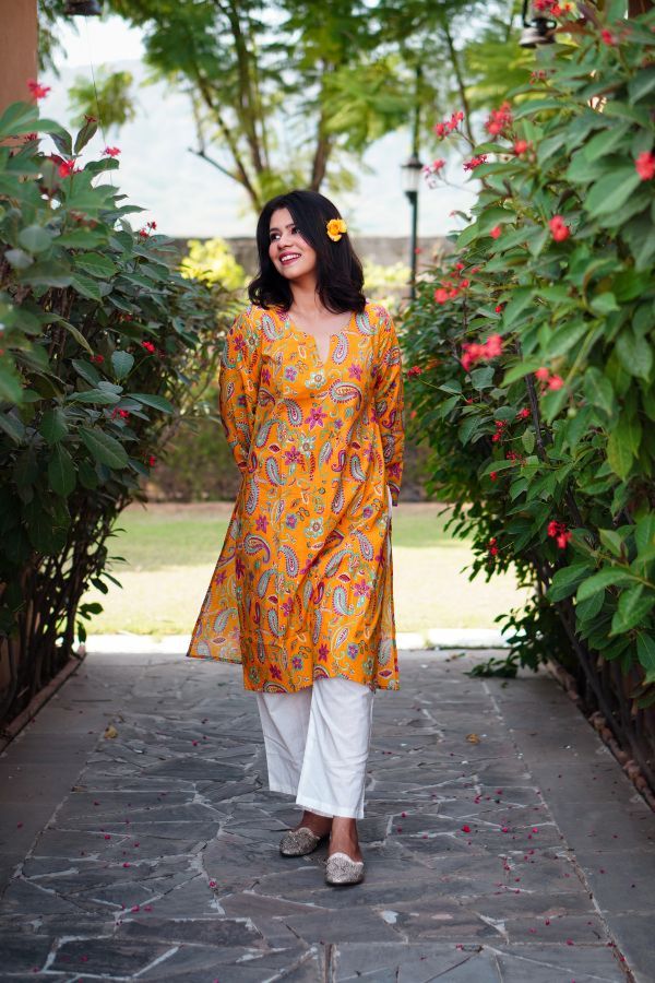 summer outfits for Indian weather using cotton clothing